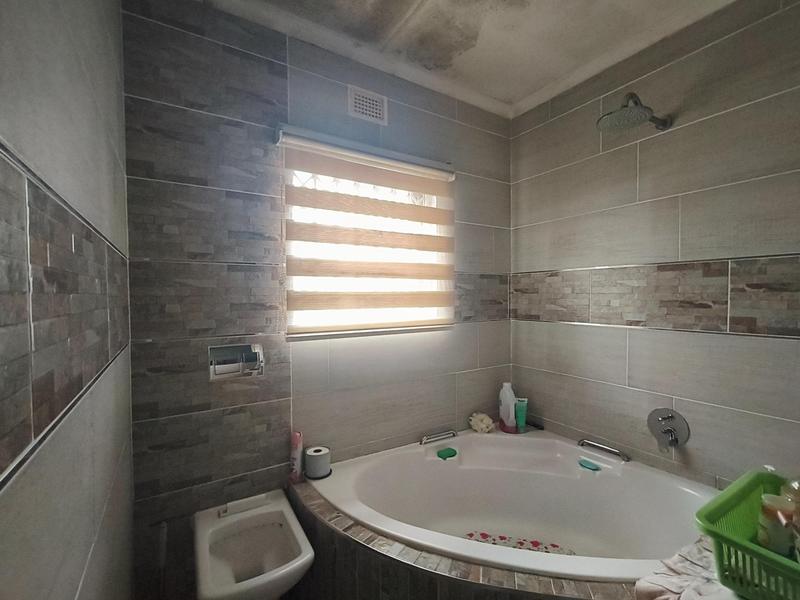 3 Bedroom Property for Sale in Southernwood Eastern Cape